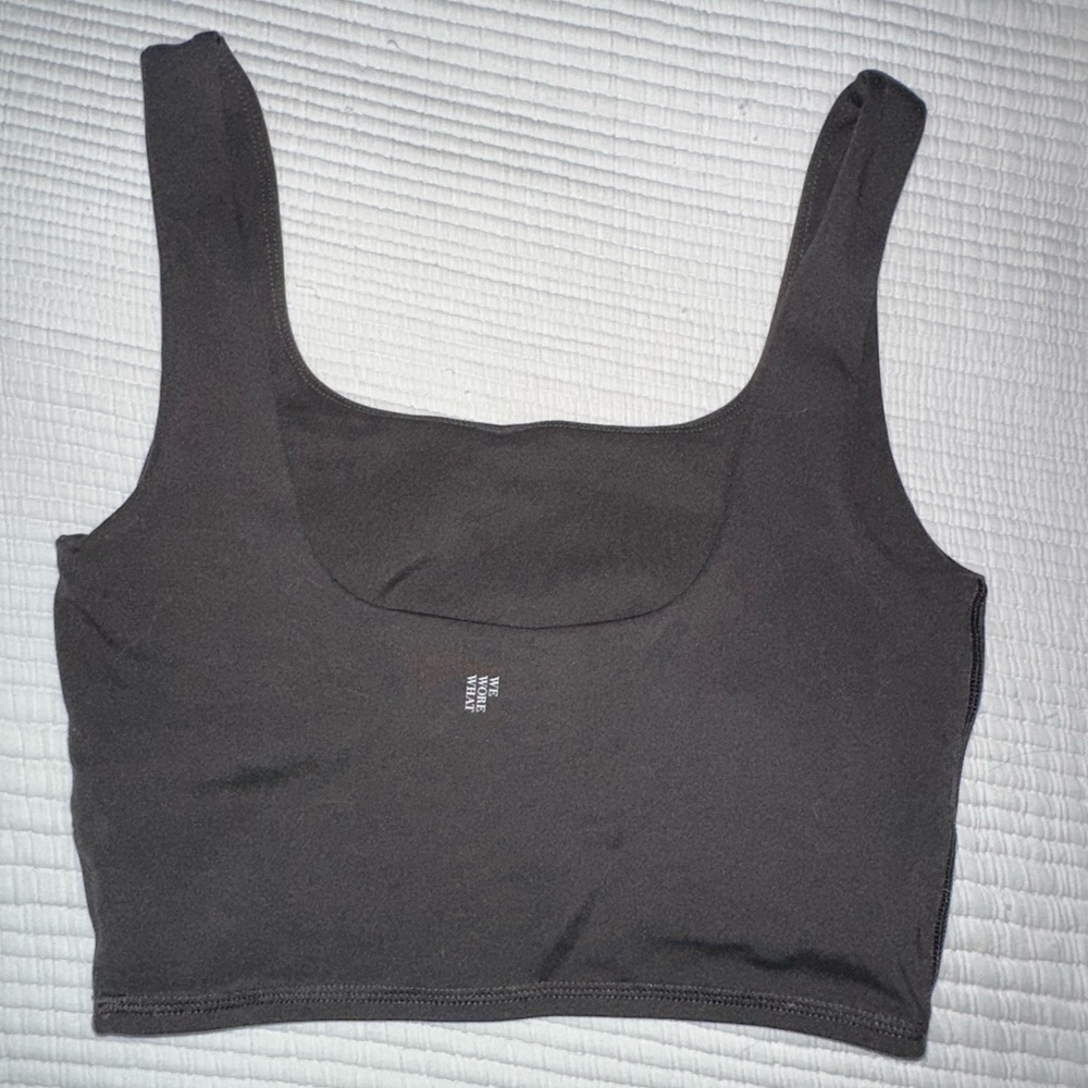 we wore what chocolate brown cropped tank with bra size xs worn once